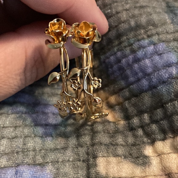 Rose Hoops - New - Picture 4 of 8